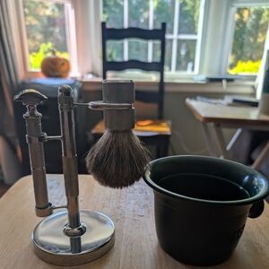 Classic Silver Shaving Set with Brush and Bowl